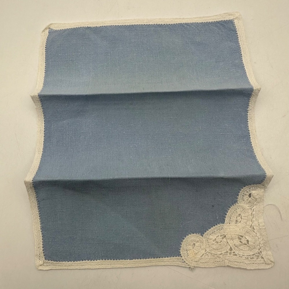 Set of 7‎ Vintage Embroidered Floral Hostess Brussells Lace Cocktail Napkins